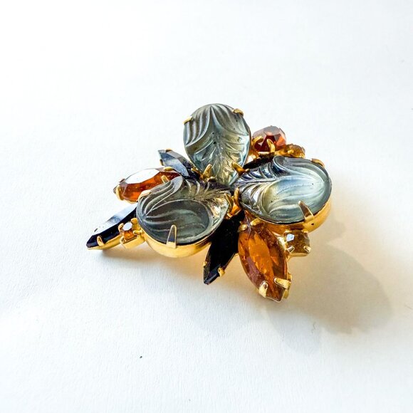 Vintage Juliana Etched Art Glass Grey Brooch  Amber Black Rhinestones - Picture 3 of 6